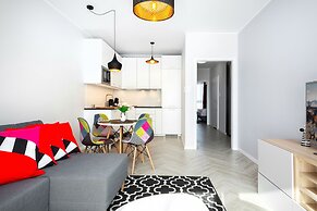 Rondo Wiatraczna Warsaw by Renters