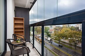 Warsaw Apartment Obozowa by Renters