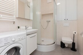 Lekka Apartment by Renters