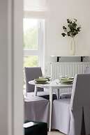 Lekka Apartment by Renters