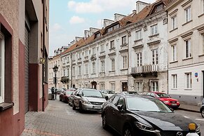 Mariensztat Warsaw by Renters