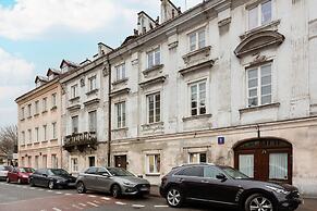 Mariensztat Warsaw by Renters