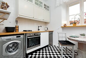 Mariensztat Warsaw by Renters