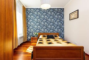 Obrzeżna Apartment by Renters