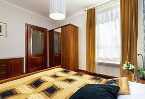 Obrzeżna Apartment by Renters