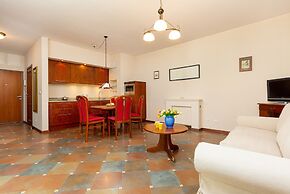 Obrzeżna Apartment by Renters