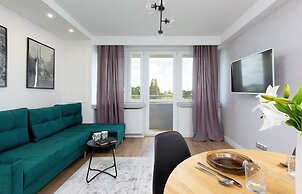 Apartment Popiełuszki Warsaw by Renters