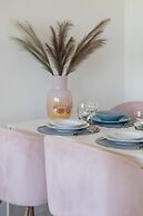 Apartment Popiełuszki Warsaw by Renters