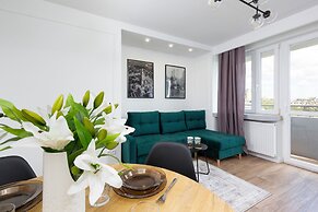 Apartment Popiełuszki Warsaw by Renters