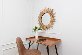 Apartment Popiełuszki Warsaw by Renters