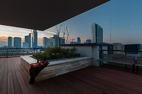 Warsaw Sienna Apartments by Renters