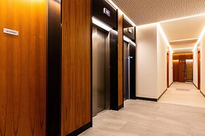 Warsaw Sienna Apartments by Renters