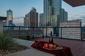 Warsaw Sienna Apartments by Renters