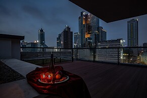 Warsaw Sienna Apartments by Renters