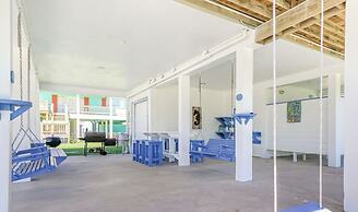 Beach'n Inn 3 Bedroom Home by RedAwning