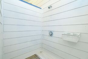 Beach'n Inn 3 Bedroom Home by RedAwning