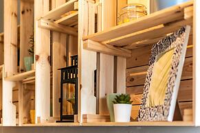 Studio Wspólna Warsaw by Renters