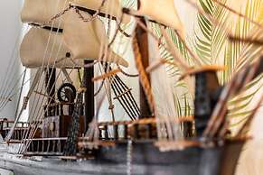 Studio Wspólna Warsaw by Renters