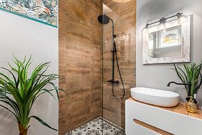 Studio Wspólna Warsaw by Renters