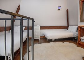 Bridge St. Condominium R2 3 Bedroom Condo by RedAwning