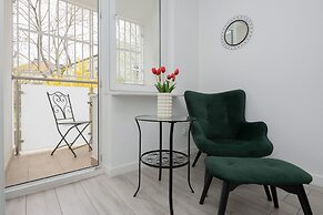 Schillera Apartment by Renters