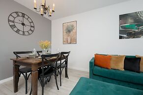 Schillera Apartment by Renters