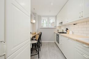 Schillera Apartment by Renters