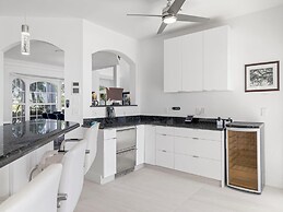 9463dolcevitaccwh - Dolce Vita Villa