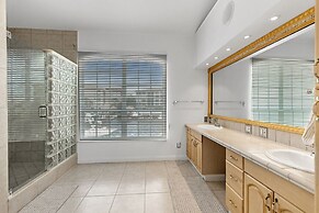 9463dolcevitaccwh - Dolce Vita Villa