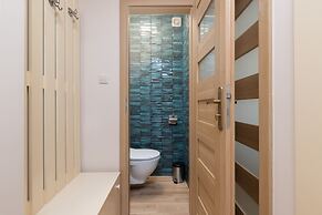 Apartment Rejtana Warszawa by Renters