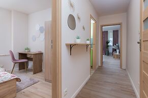 Apartment Rejtana Warszawa by Renters