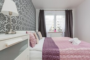 Apartment Skoroszewska Warsaw by Renters