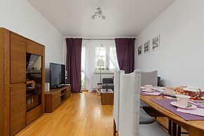 Apartment Skoroszewska Warsaw by Renters
