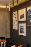 Warsaw Apartment Szajnowicza by Renters