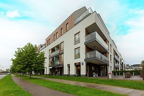 Modern Apartment Warsaw by Renters