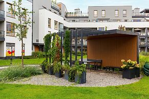 Modern Apartment Warsaw by Renters