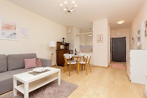 Modern Apartment Warsaw by Renters
