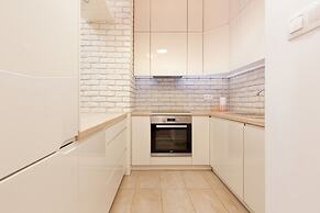 Modern Apartment Warsaw by Renters