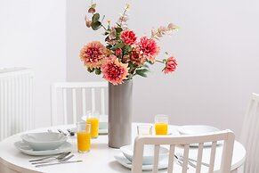 Apartment Polkowska Warsaw by Renters