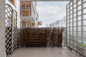 Apartment Polkowska Warsaw by Renters