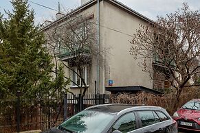 Studio Warsaw Miączyńska by Renters