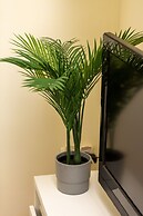 Studio Warsaw Miączyńska by Renters