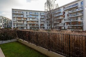 Kaliny Jędrusik Apartment by Renters