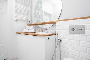 Kaliny Jędrusik Apartment by Renters