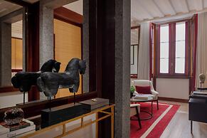 Portrait Milano - Lungarno Collection