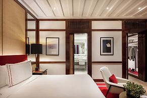 Portrait Milano - Lungarno Collection