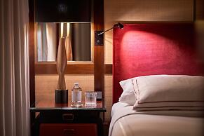 Portrait Milano - Lungarno Collection