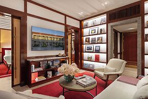 Portrait Milano - Lungarno Collection