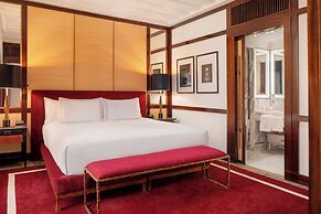 Portrait Milano - Lungarno Collection