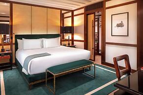 Portrait Milano - Lungarno Collection